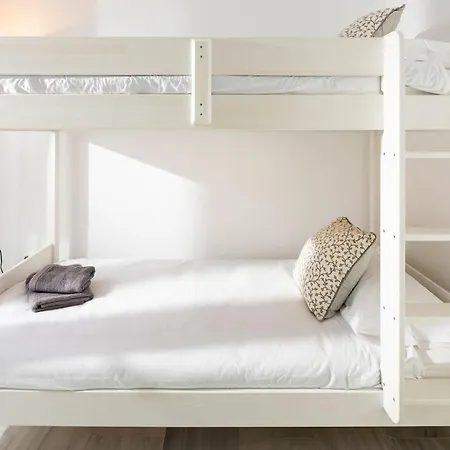 Beachfront Torrox Costa * マドリード