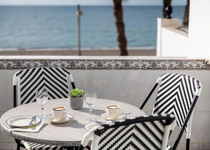 Beachfront Torrox Costa * マドリード