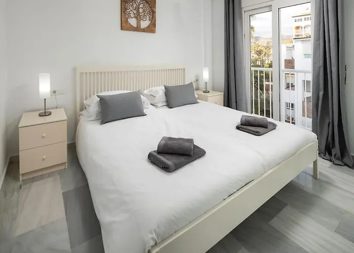 Beachfront Torrox Costa マドリード